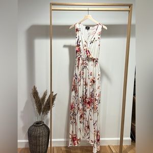 Vici small maxi floral sleevelesss dress